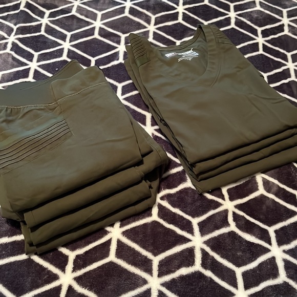 Grey’s Anatomy Impact Moto scrubs - Picture 6 of 11